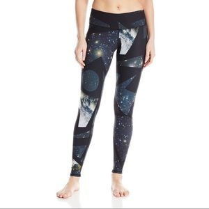 Alo outerspace workout pants - never worn!